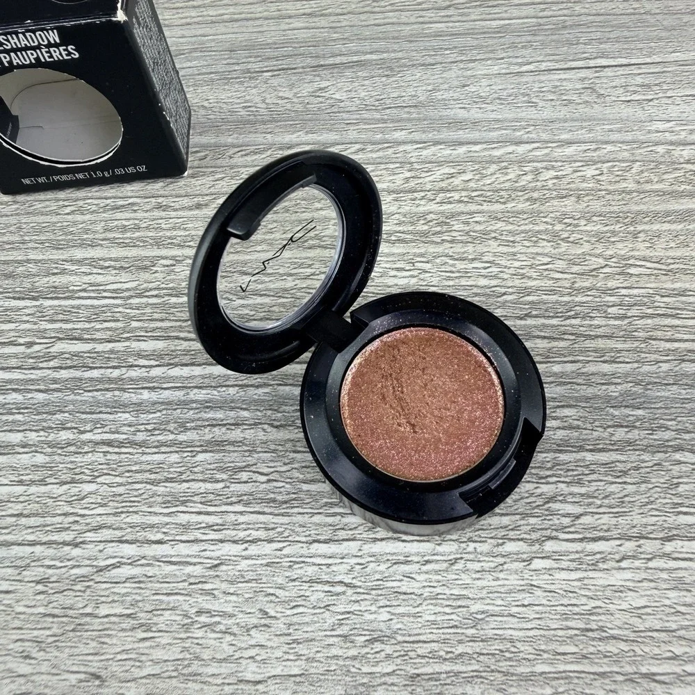 MAC Slow/Fast/Slow Dazzleshadow New in Box